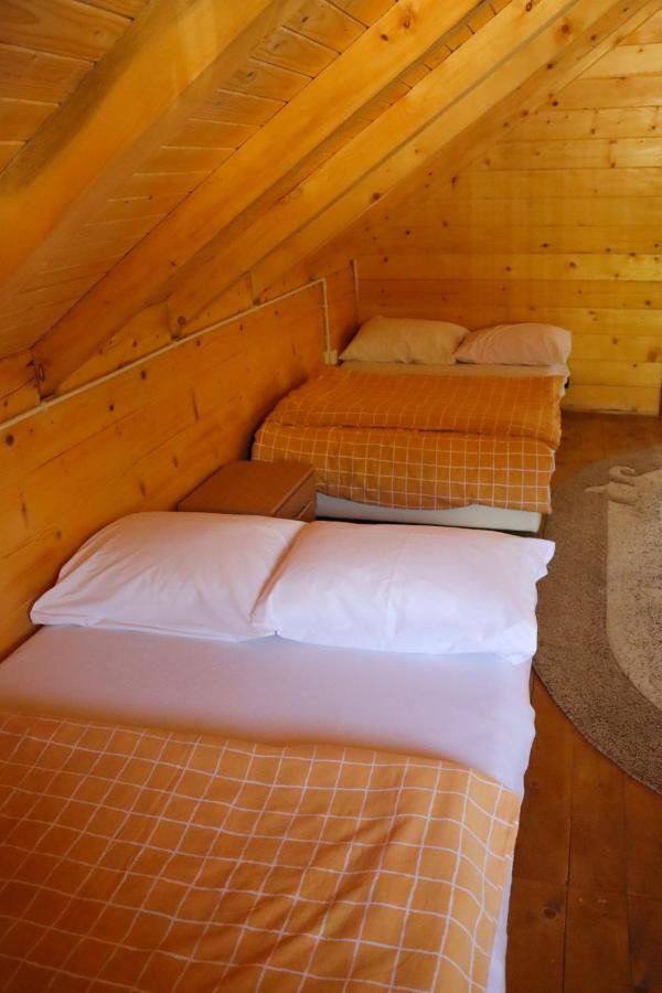 Apartmani Kajkut Μπάνια Λούκα Εξωτερικό φωτογραφία