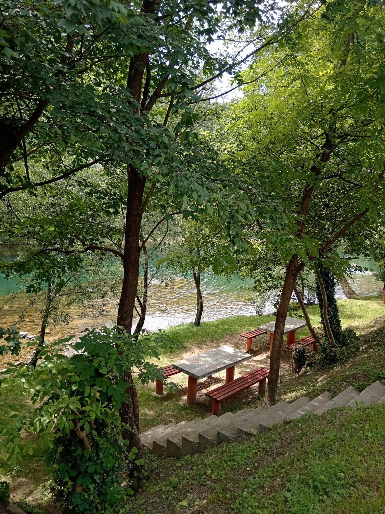 Apartmani Kajkut Μπάνια Λούκα Εξωτερικό φωτογραφία